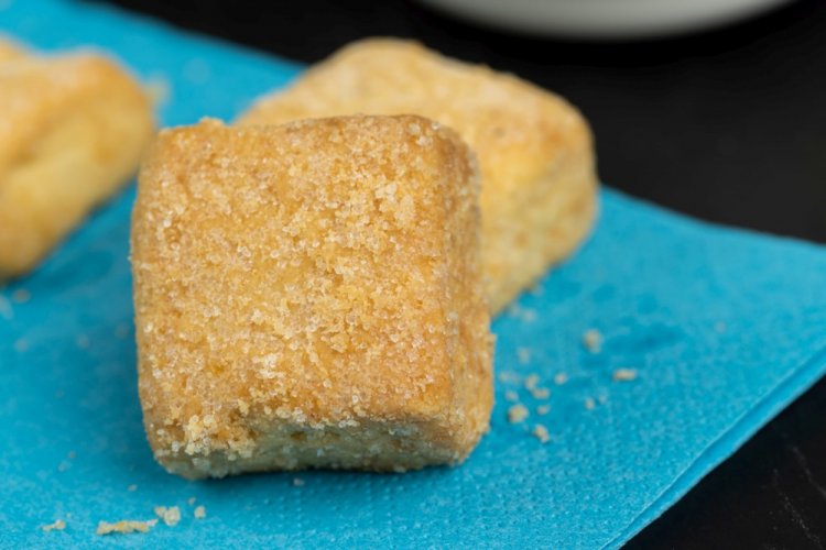 Fried Cottage Cheese with Sugar