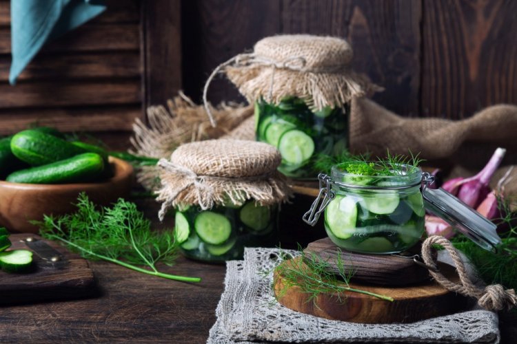 No-Cook Cucumber and Dill Salad