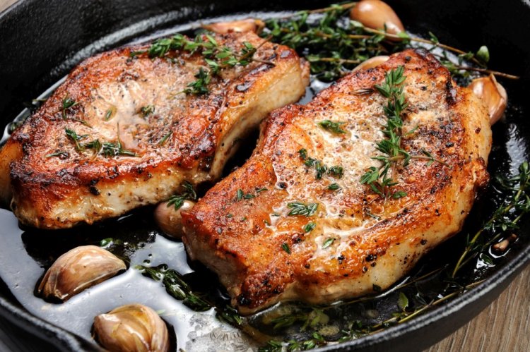 Pan-Seared Pork Steaks with Thyme