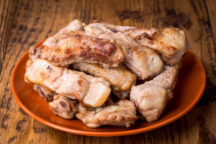 Spicy Pork Ribs in an Afghan Kazan
