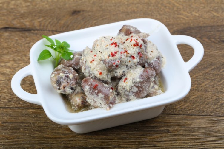 Chicken Hearts in Sour Cream with Dijon Mustard