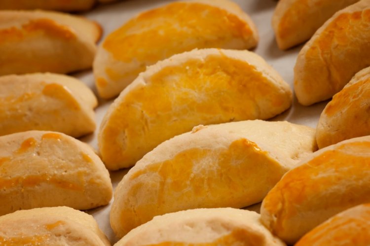 Sochniki with Apples on Cottage Cheese Dough