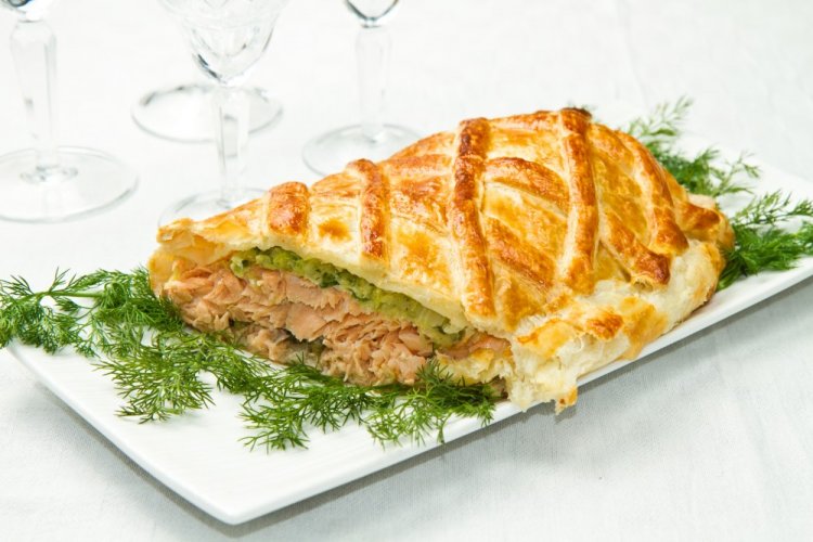 Puff Pastry Pie with Salmon