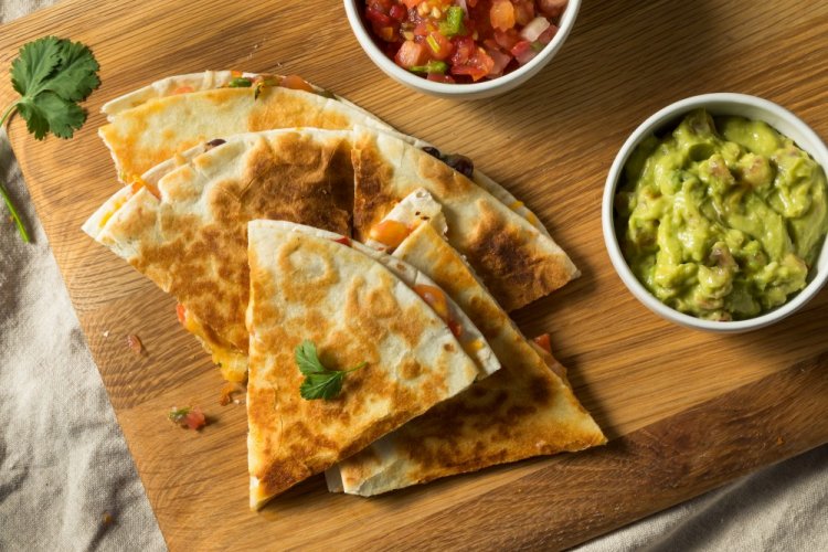 Quesadilla with Meat Filling