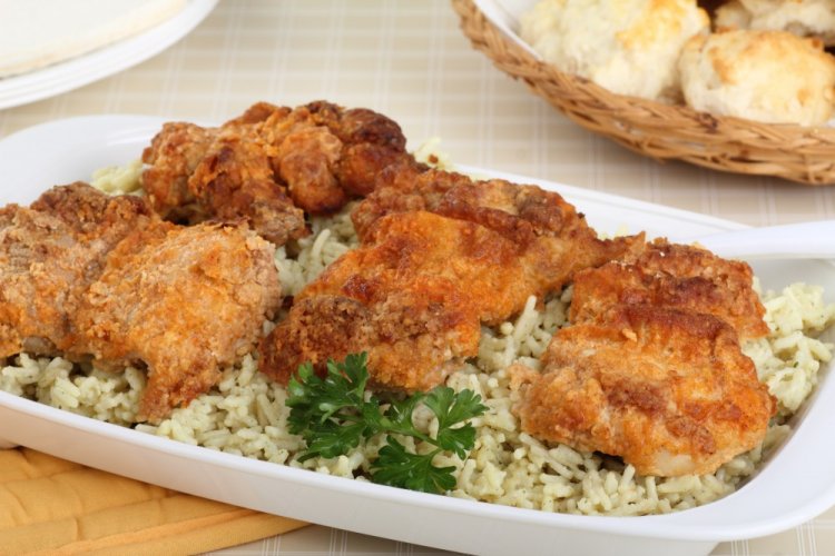 Muslos de pollo con arroz al horno