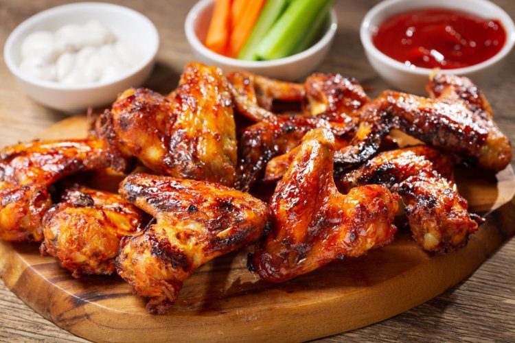 Crispy Chicken Wings in Ketchup