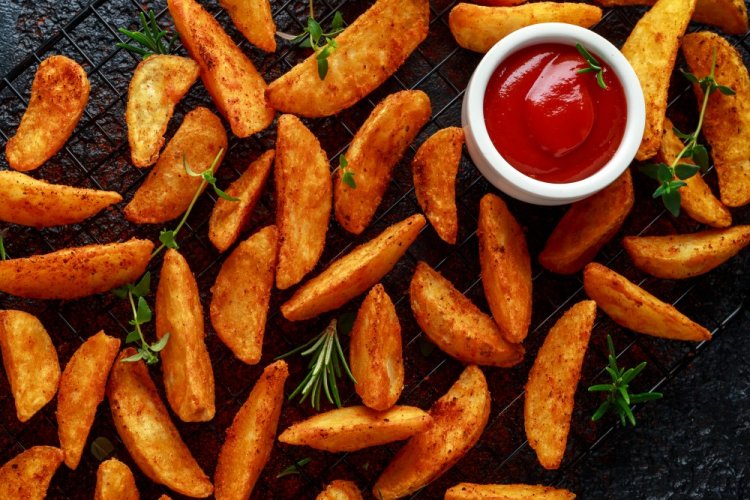 Crispy Baked Potatoes with Paprika