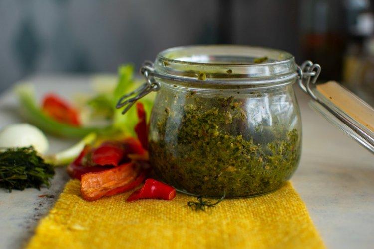 Green Adjika with Bell Pepper