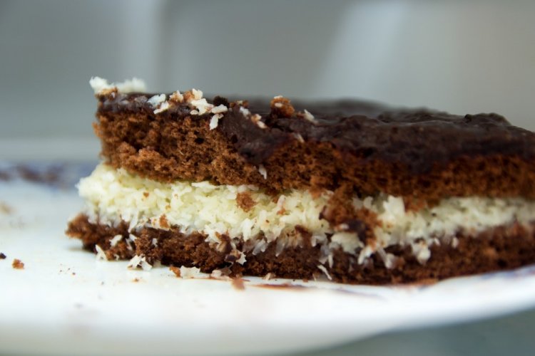 Bounty Cake