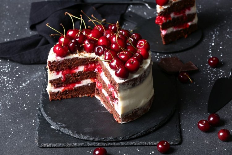 Chocolate Cherry Cake
