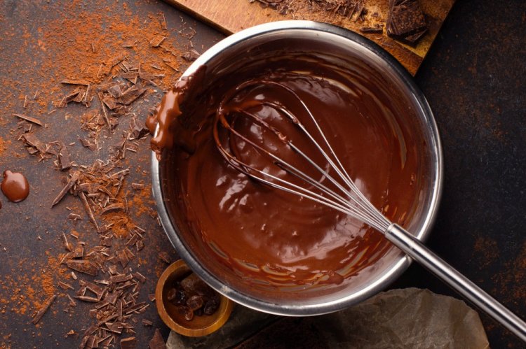 Crema con leche condensada cocida y chocolate