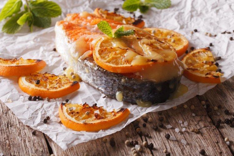 Trout with Oranges and Ginger in the Oven