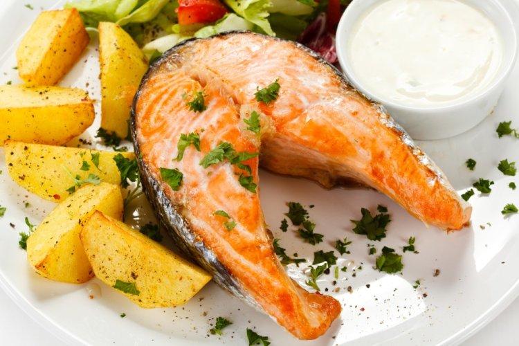 Trout with Potatoes in the Oven