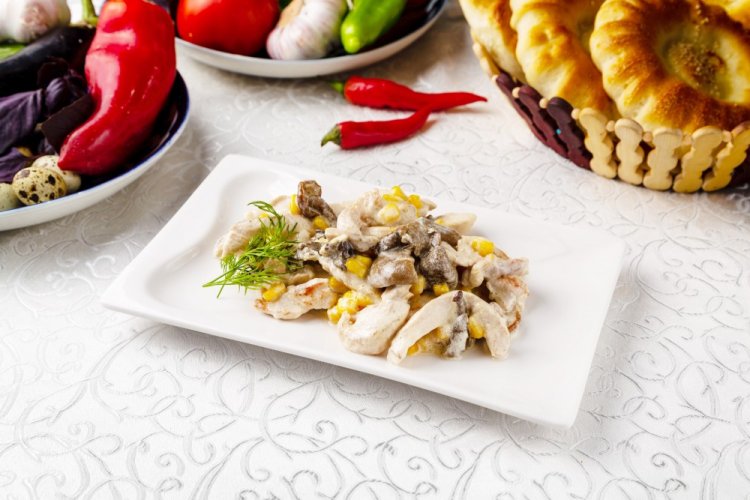 Chicken, Corn, and Mushroom Salad