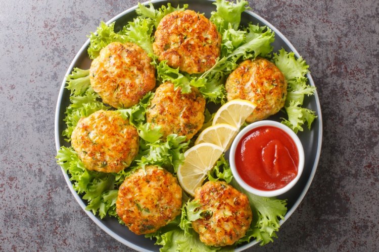 Air Fryer Chicken Cutlets with Zucchini