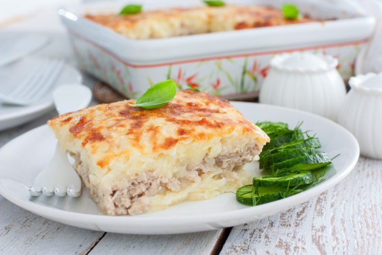 Gratinado de patatas con carne picada en freidora de aire