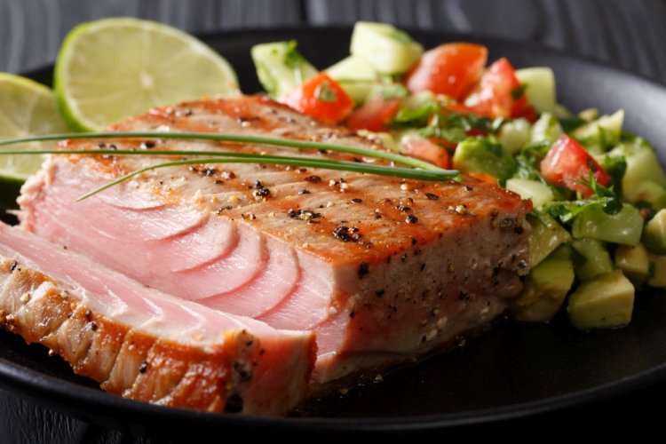 Tuna Steaks with Olive Oil and Lemon Juice in an Air Fryer