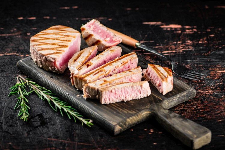 Spicy Tuna Steaks in an Air Fryer