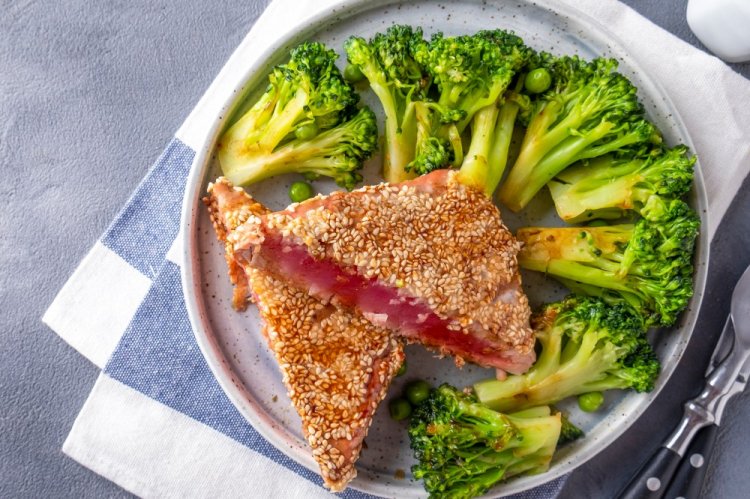 Tuna Steaks with Sesame Seeds in an Air Fryer