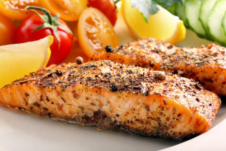 Trout Steaks with Paprika in an Air Fryer