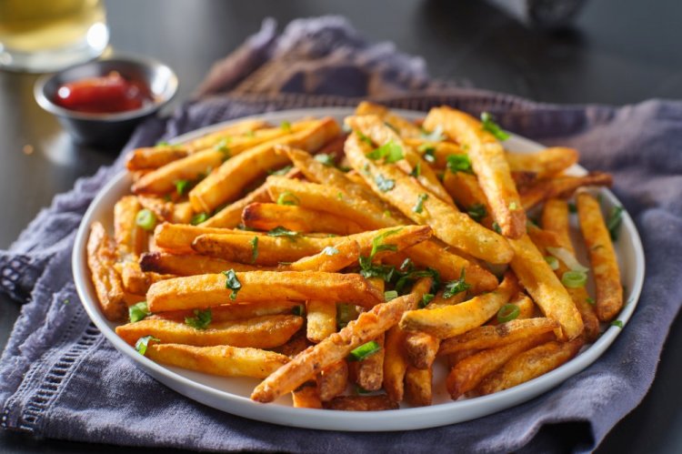 Paprika French Fries in the Air Fryer
