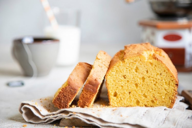 Lemon Cake with Margarine