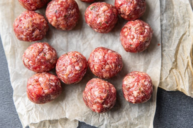 Meatballs with Rice and Sautéed Vegetables for Freezing
