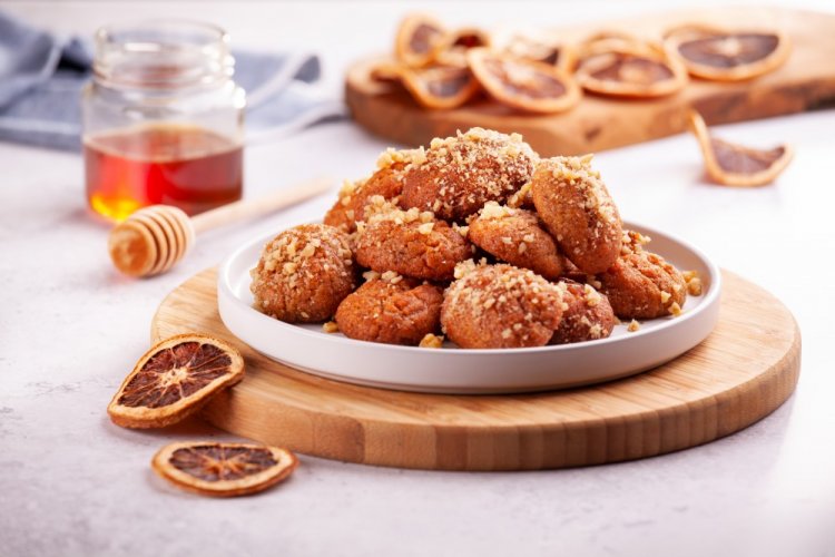 Nut Cookies with Margarine