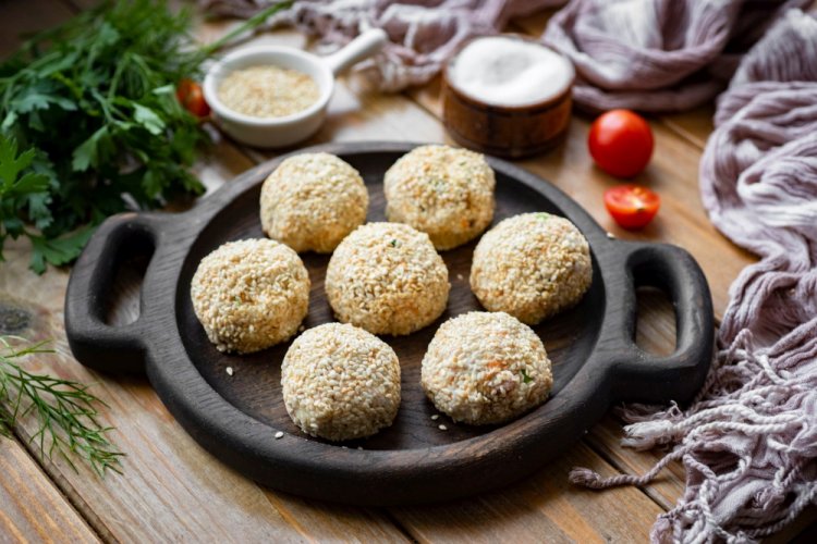 Bolitas de requesón con hierbas y ajo