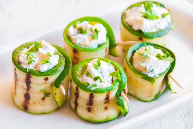 Rollitos de calabacín con ricotta