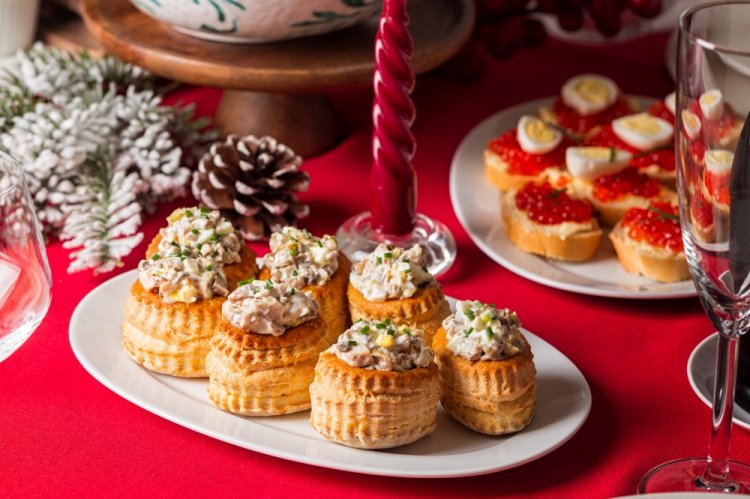 Tartlets with Chicken and Corn
