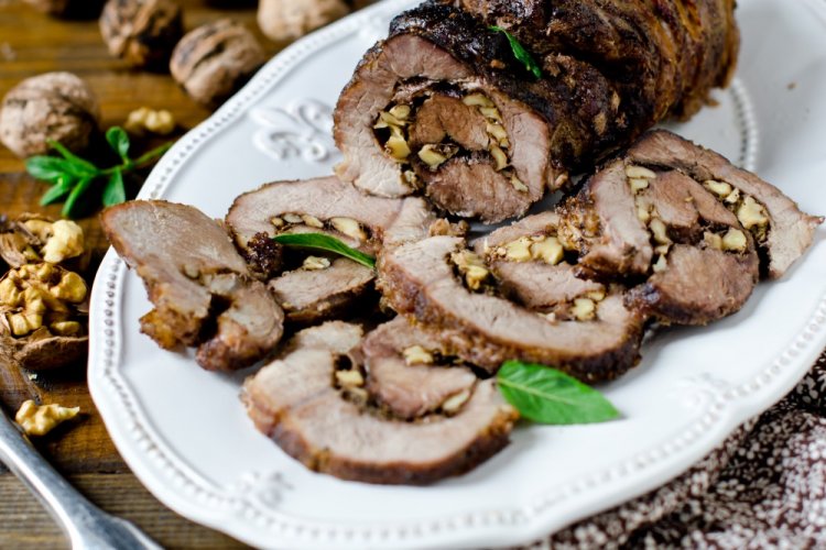 Pork Roll with Prunes and Nuts