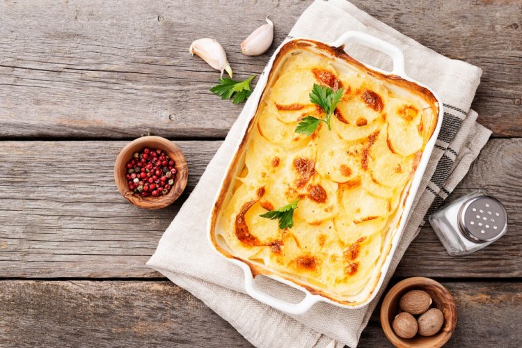 Potato Gratin with Mushrooms and Cheese