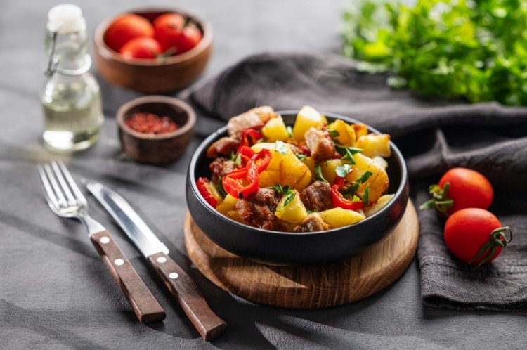 Lamb Roast with Potatoes