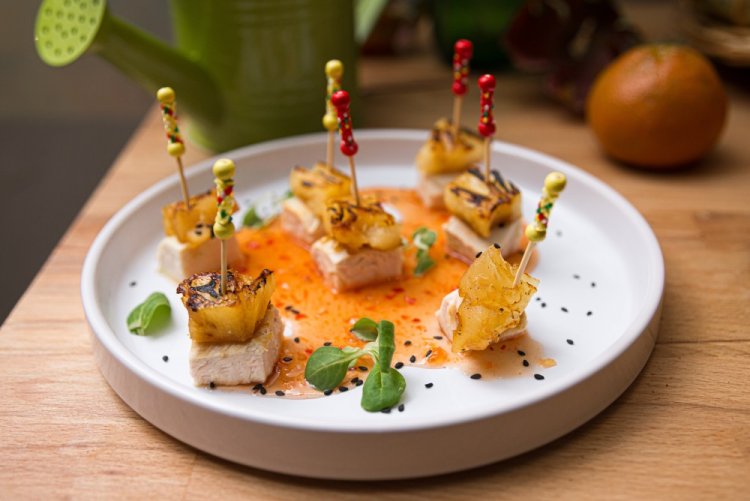 Canapés de pollo y naranjas para Año Nuevo