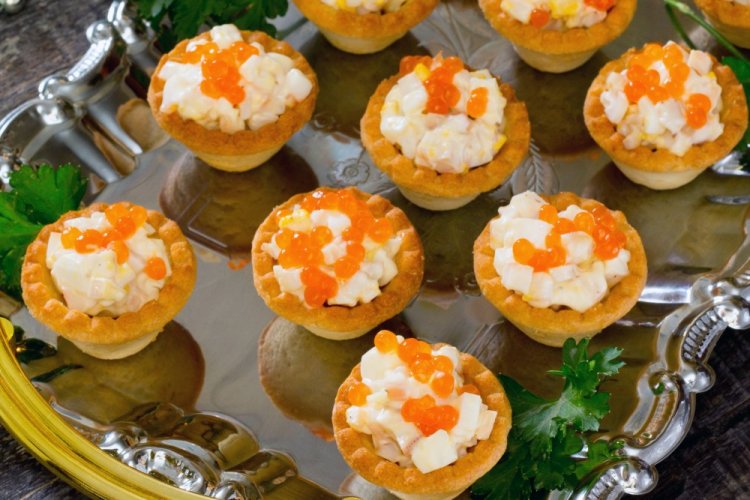 Tartlets with Squid and Red Caviar