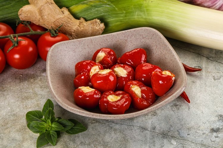 Bell Pepper Rolls with Cheese