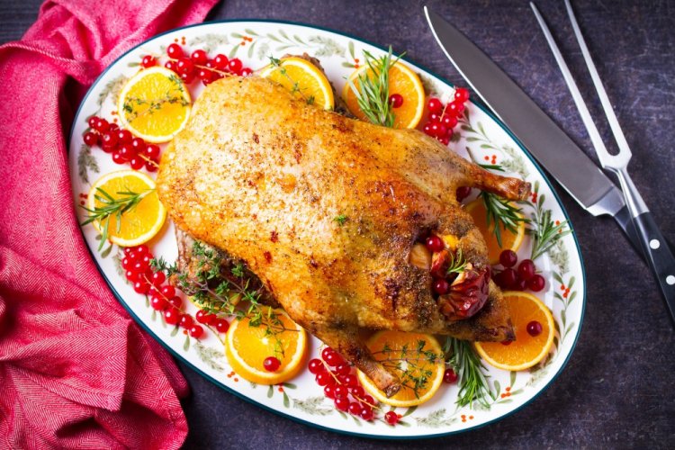 Goose with Oranges in the Oven