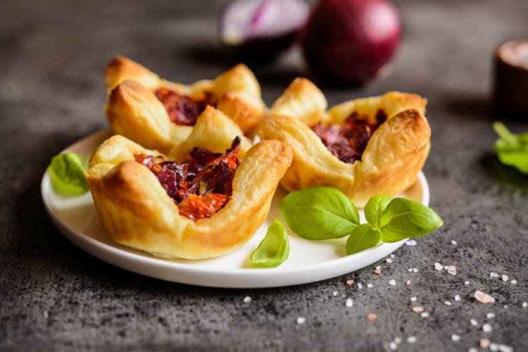 Sun-Dried Tomato and Ricotta Tartlets