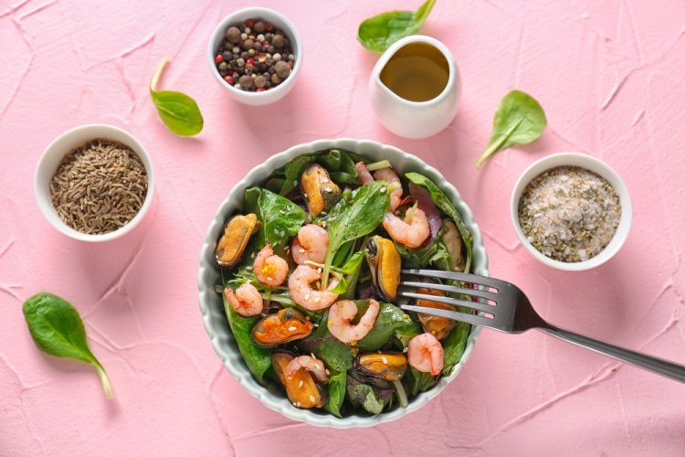 Salad with Mussels, Shrimp, and Crab Meat