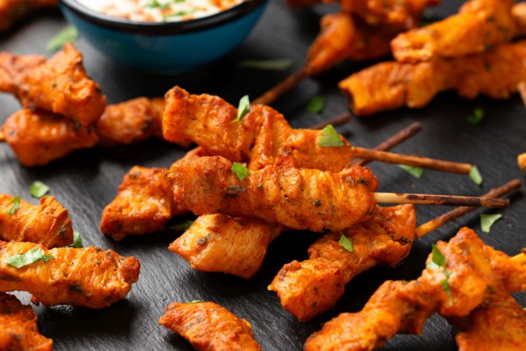 Chicken Skewers in Mayonnaise and Tomato in an Air Fryer