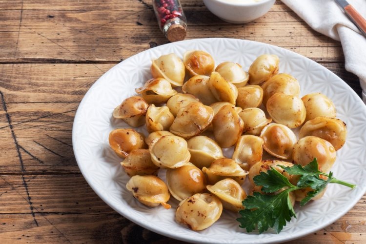 Air Fryer Fried Dumplings with Spices