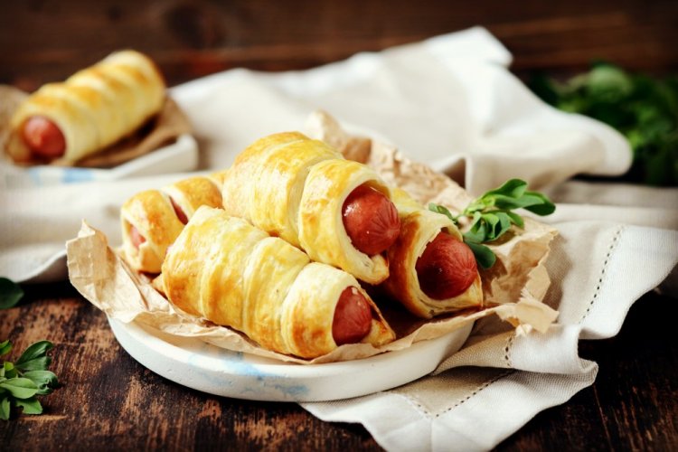 Air Fryer Pigs in a Blanket with Mustard