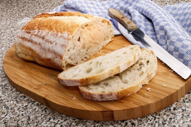 Water Bread with Egg in an Air Fryer