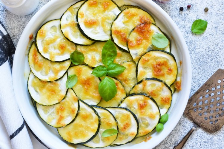 Zucchini with Sour Cream in an Air Fryer
