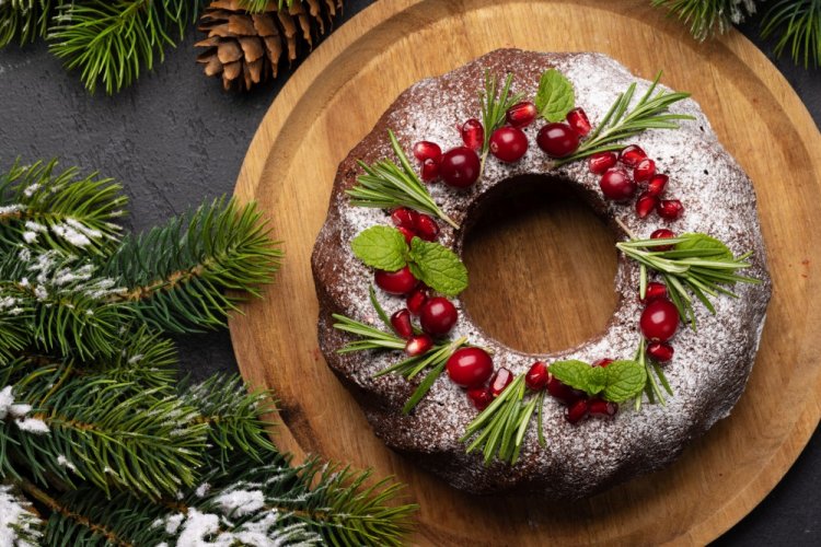 Christmas Cake with Apples