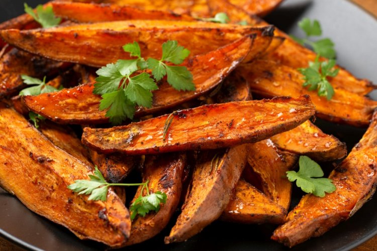 Roasted Sweet Potatoes with Aromatic Herbs in an Air Fryer