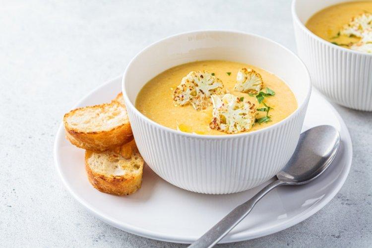 Creamy Cauliflower Puree Soup in a Multicooker