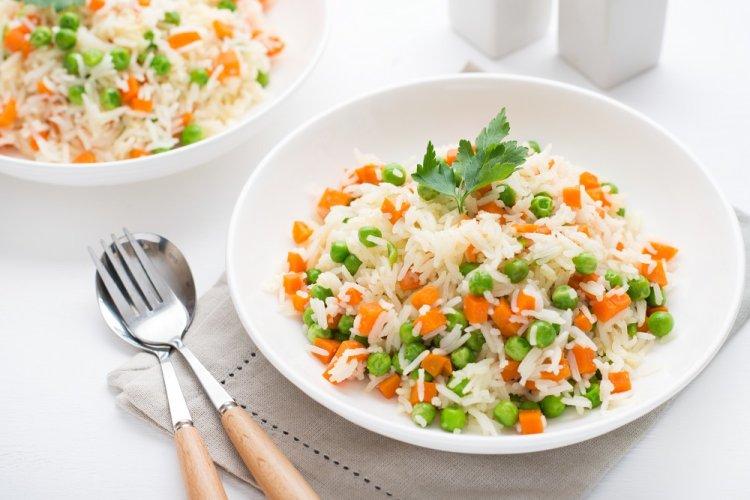 Rice with Vegetables in an Air Fryer