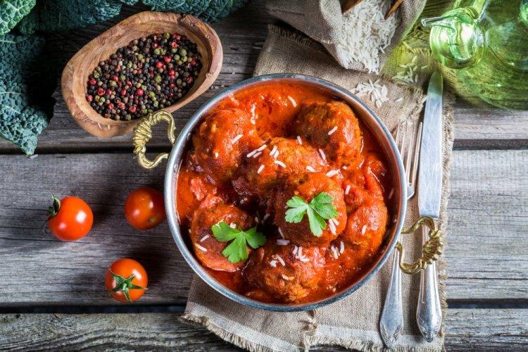 Meatballs with Rice in an Air Fryer